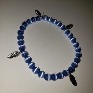🌻 Blue Beaded Bracelet with Silver Leaves